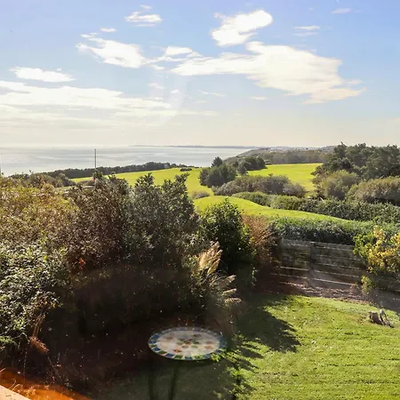 Seafield בית נופש